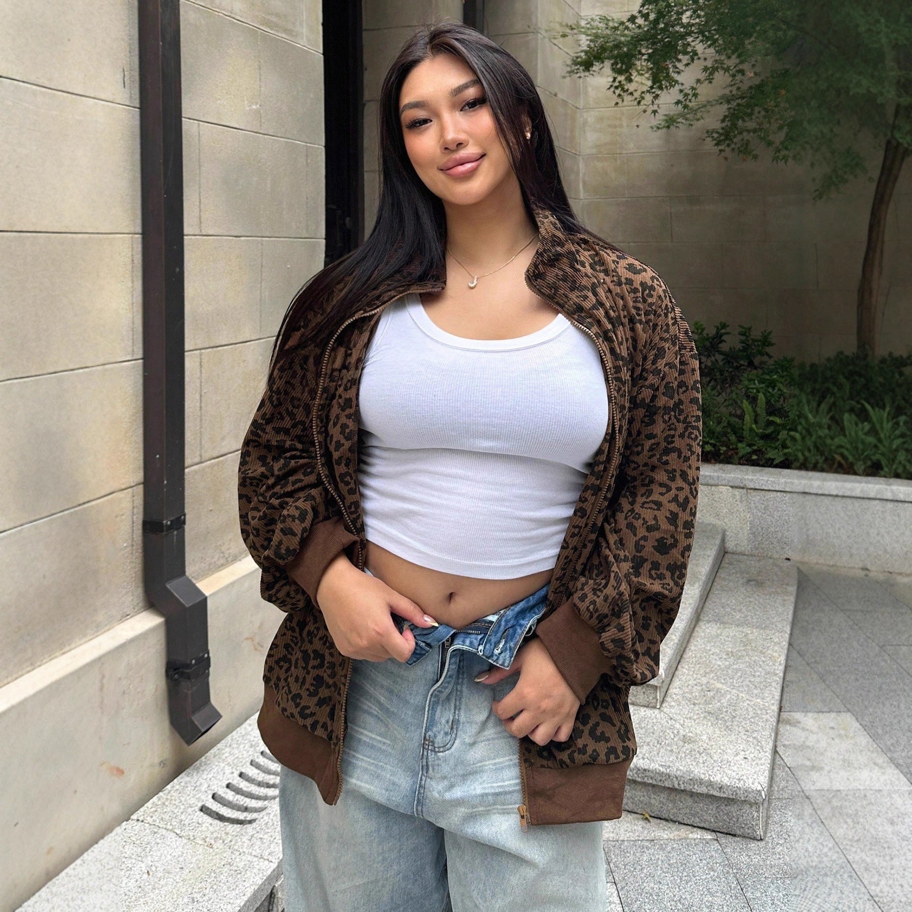 Felpa casual a maniche lunghe con zip in velluto a coste leopardato per donna